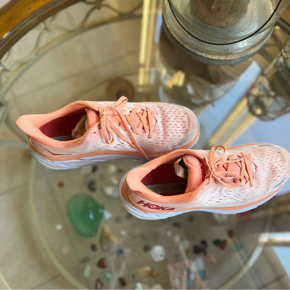 🦩Hoka🦩-Women's Pink Running Shoes-Sz 10 Clifton 8 - Picture 7 of 12